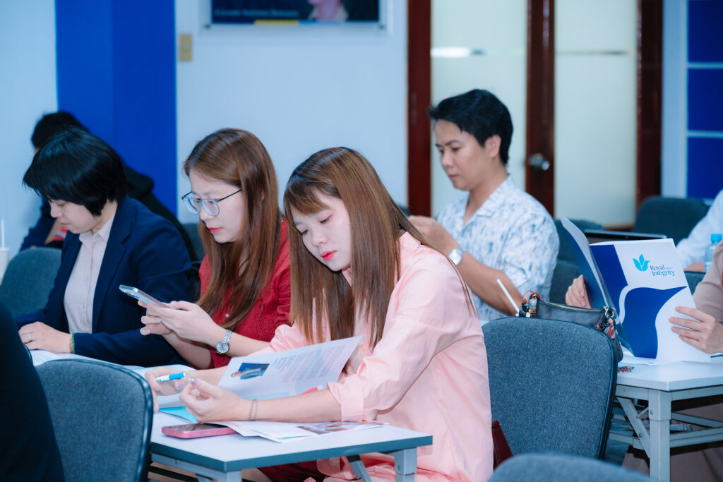 HỘI THẢO HÀNH TRÌNH ĐỊNH CƯ CANADA 2025 - HỒ CHÍ MINH